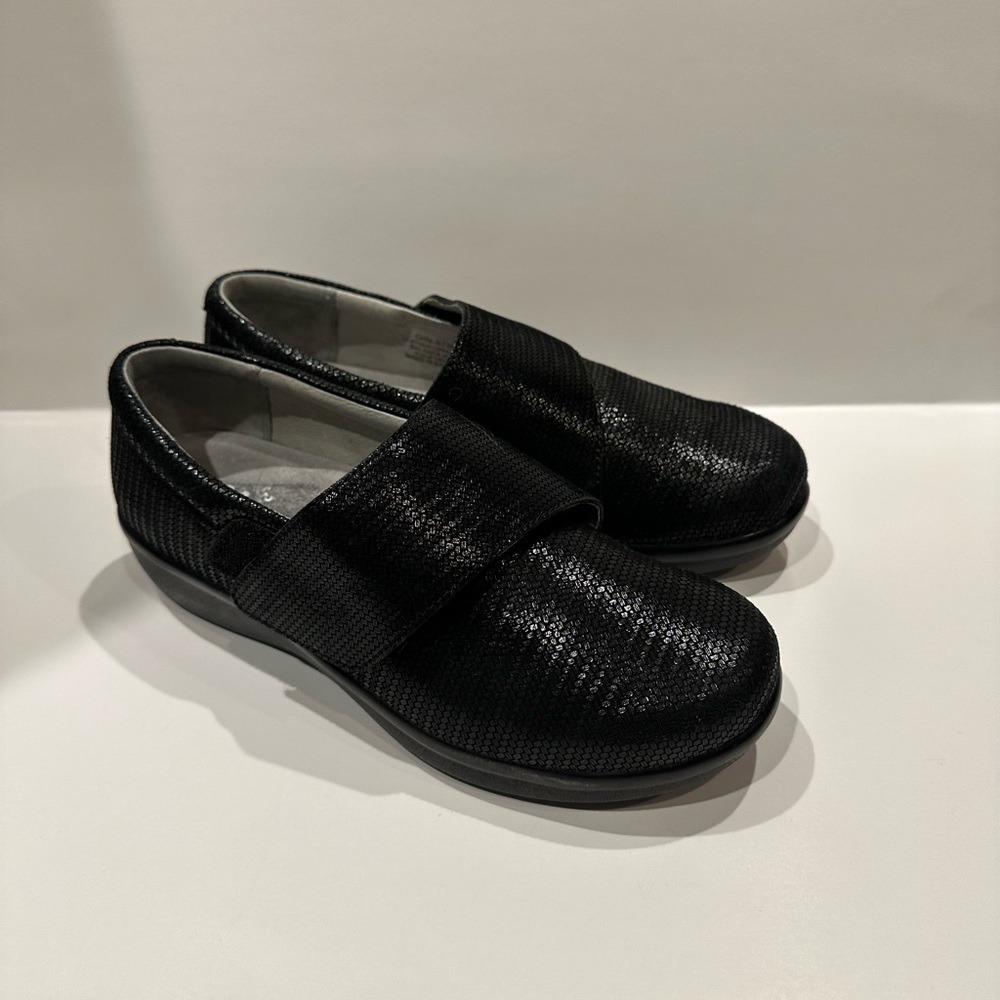 Alegria Women's Lauryn Black Clog